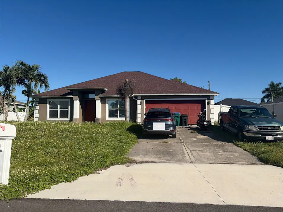 313 NE 14th Street Cape Coral, FL 33909, Lee County