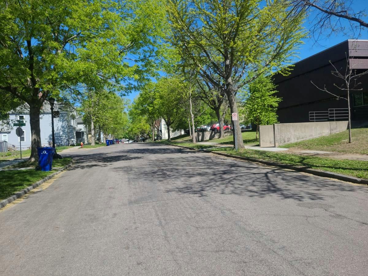 Bates Ave, Saint Paul, MN 55106