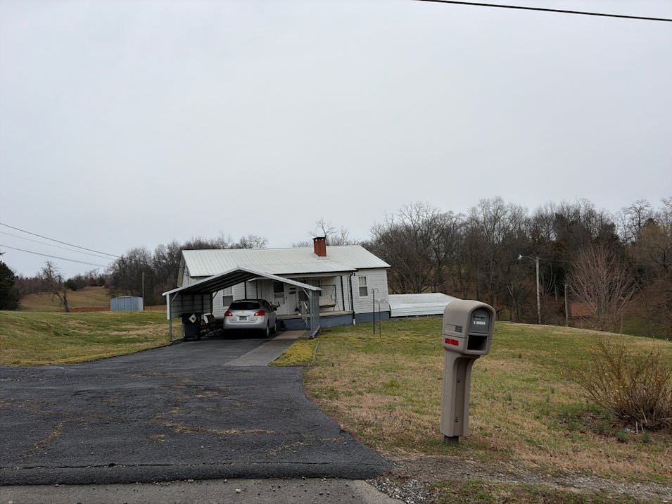 1933 Carroll Road Morristown, TN 37813, Hamblen County