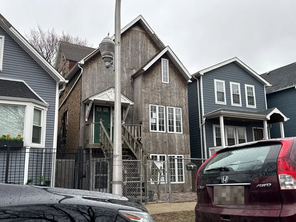 2962 W. Nelson St. Chicago, IL 60618, Cook County