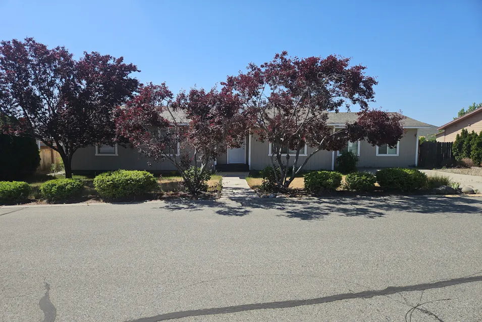 604 Bramble Ave Omak, WA 98841, Okanogan County
