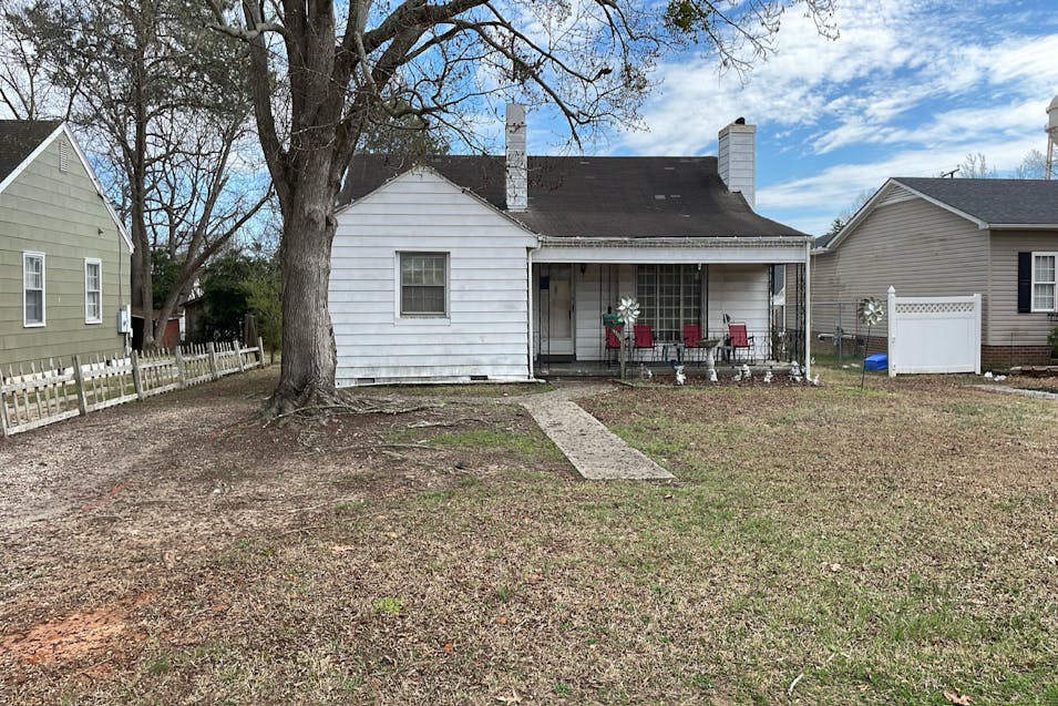 1026 Jefferson St Roanoke Rapids, NC 27870, Halifax County