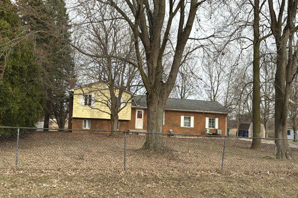 2135 S New Lothrop Rd Lennon, MI 48449, Shiawassee County