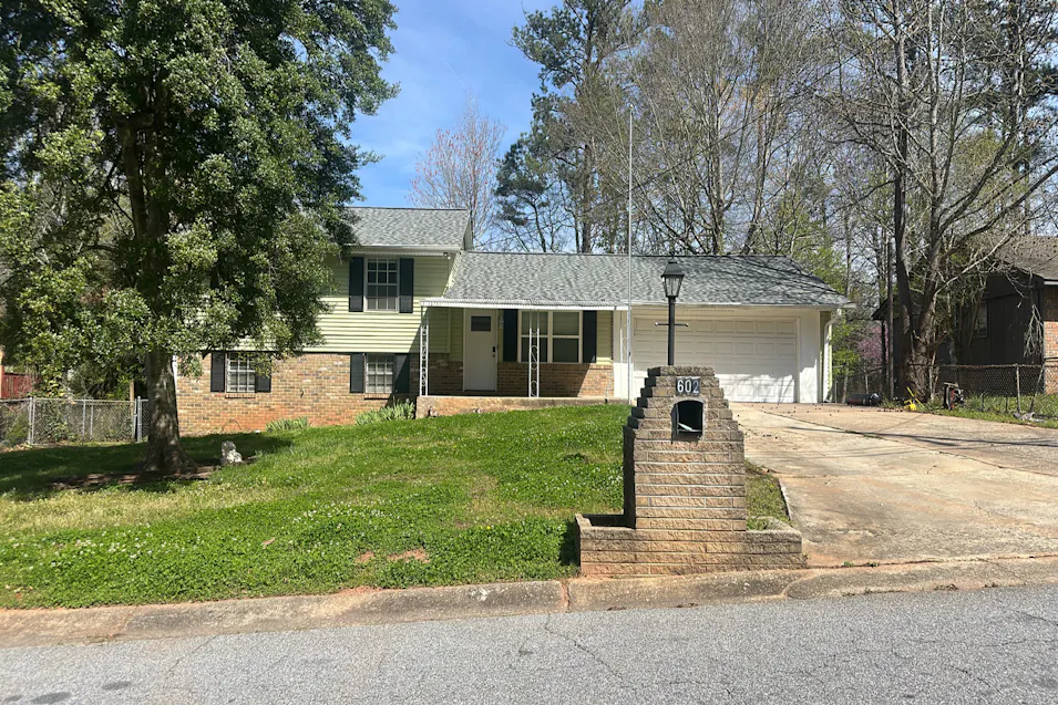 602 Dixon Road Jonesboro, GA 30238, Clayton County