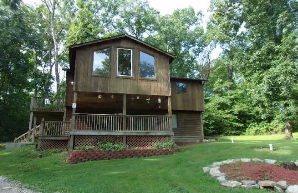 1618 Navajo Trl Robertsville, MO 63072, Franklin County