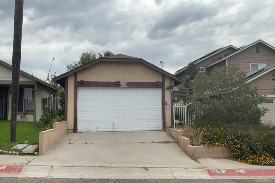 8913 Summerwood Way Fontana, CA 92335, San Bernardino County
