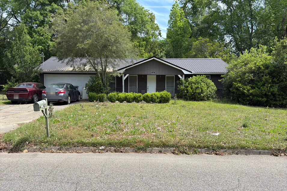 425 Circleview Dr Dothan, AL 36301, Houston County