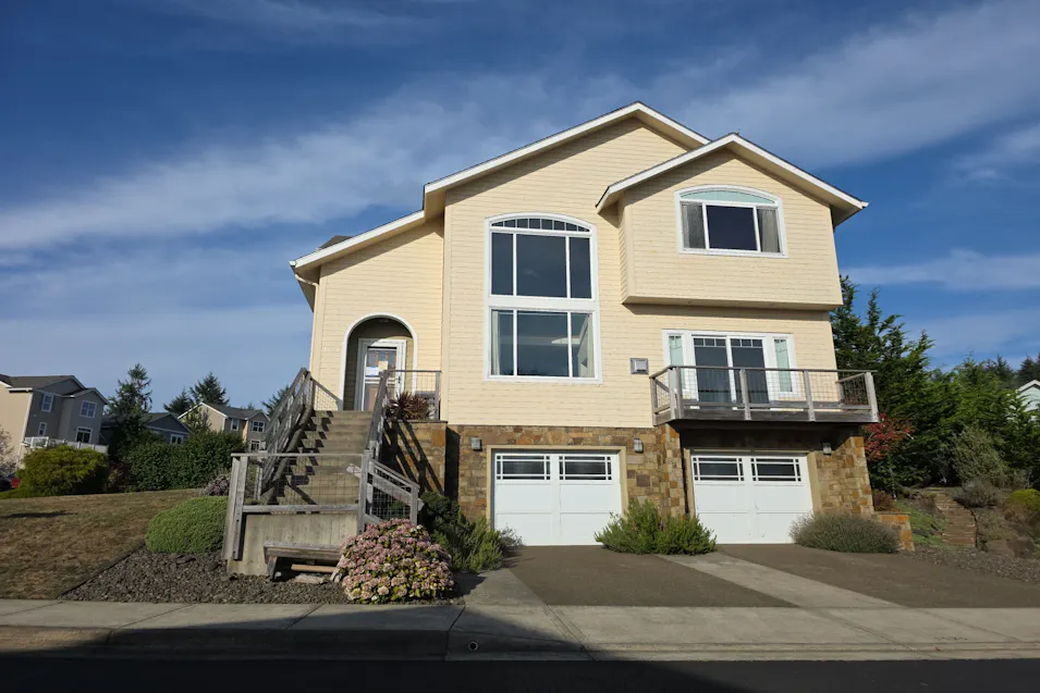 1525 Ocean Highlands Pkwy Tillamook, OR 97141, Tillamook County