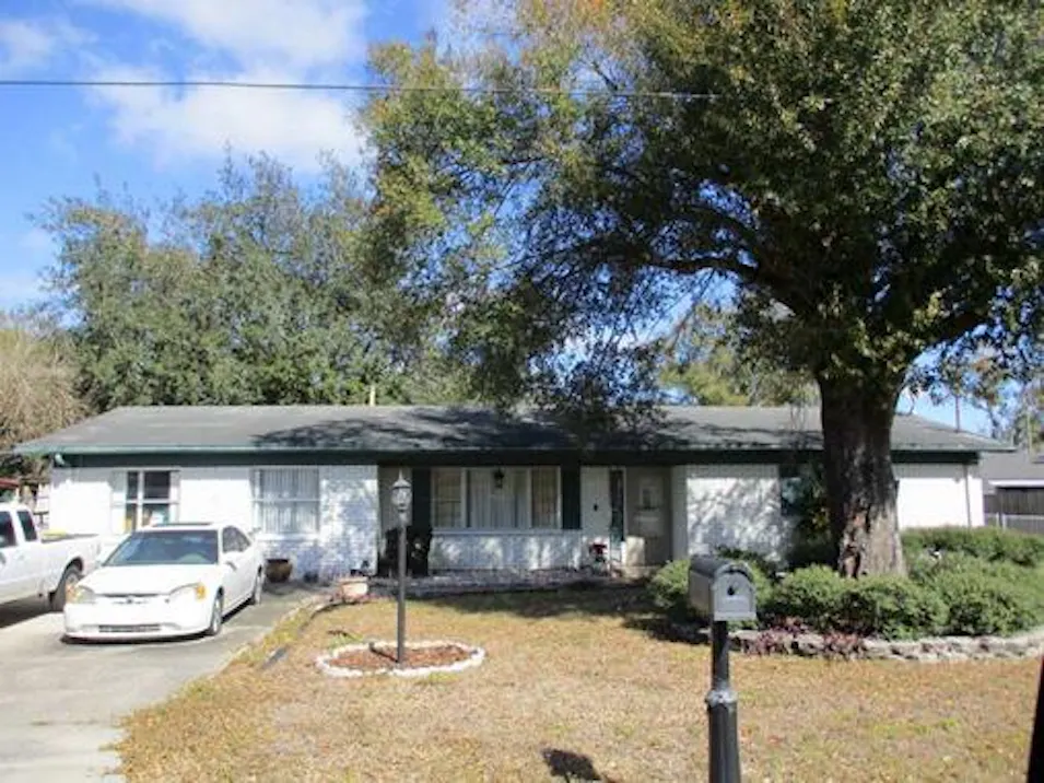 5608 Neal Dr Tampa, FL 33617, Hillsborough County