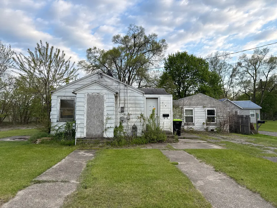 419 E Market St Greenville, MI 48838, Montcalm County
