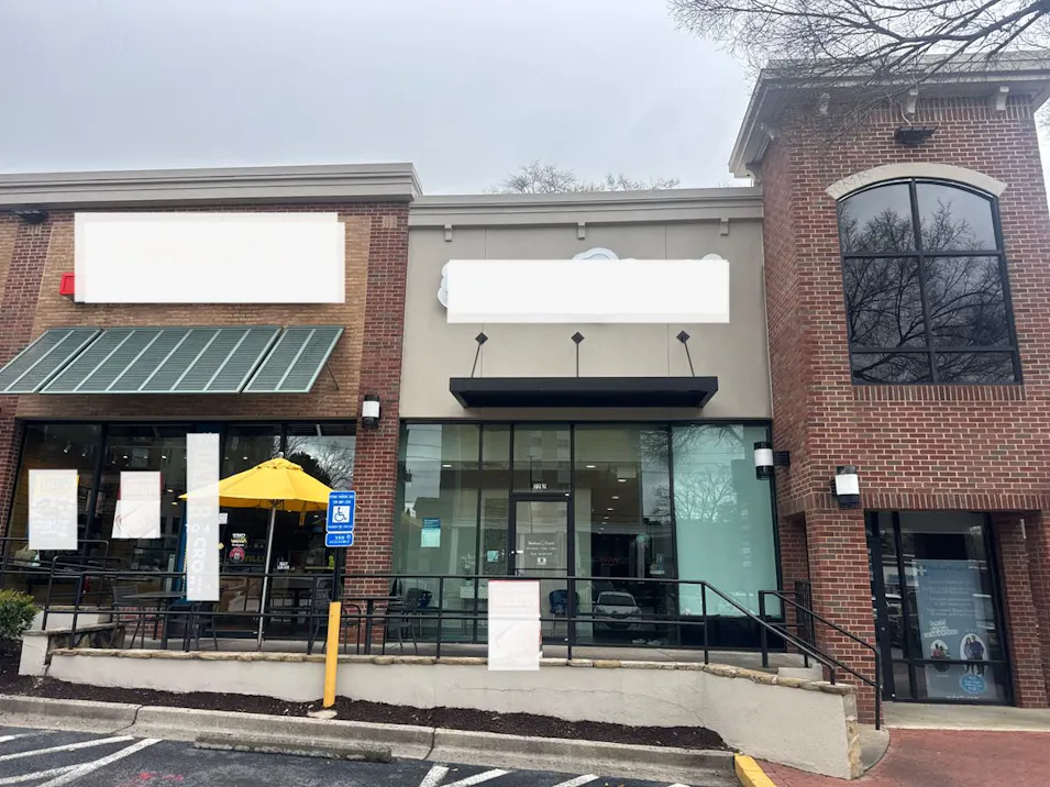 2282 Peachtree Rd NW Atlanta, GA 30309, Fulton County