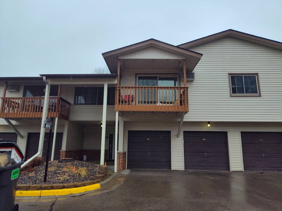 4014 Foss Road Northeast #104 Saint Anthony, MN 55421, Ramsey County