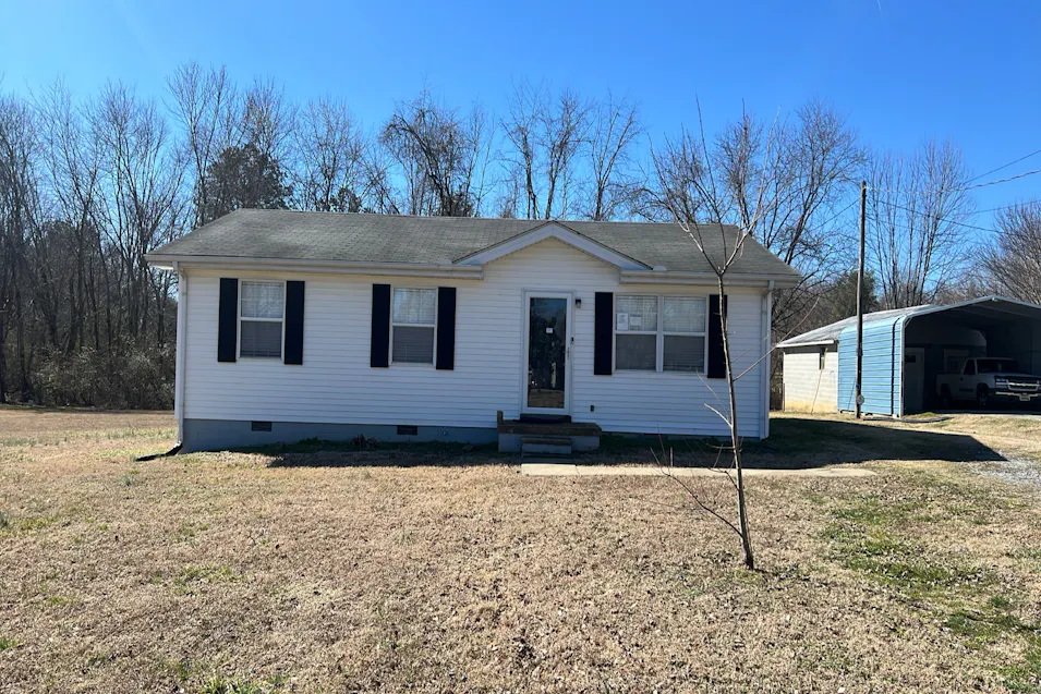 1040 Rebecca Drive Burns, TN 37029, Dickson County