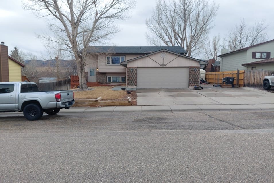 2261 E 17th St Casper, WY 82609, Natrona County