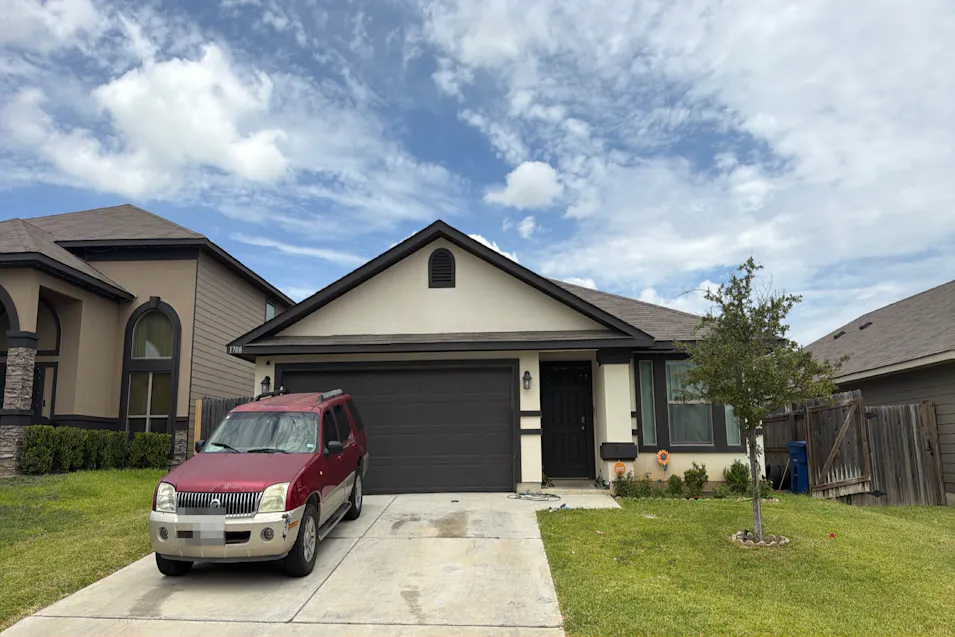 1708 Nocona Dr Laredo, TX 78046, Webb County