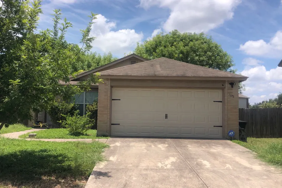 1378 Copper Point Dr New Braunfels, TX 78130, Guadalupe County