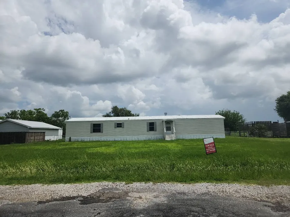 2014 Yuma Dr Erath, LA 70533, Vermilion County