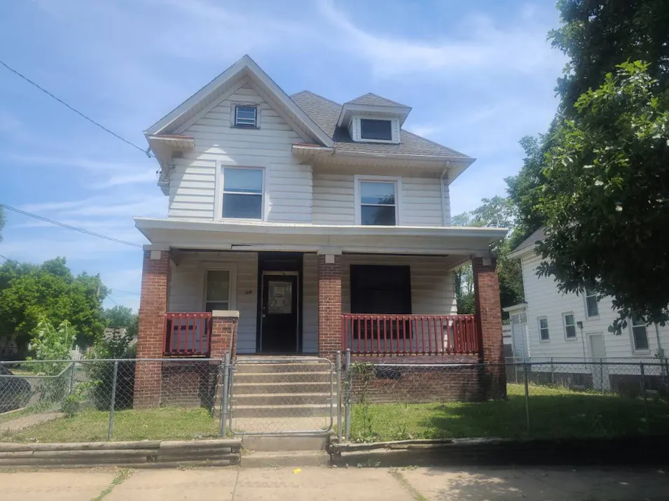 1818 N. Indiana Avenue Peoria, IL 61603, Peoria County