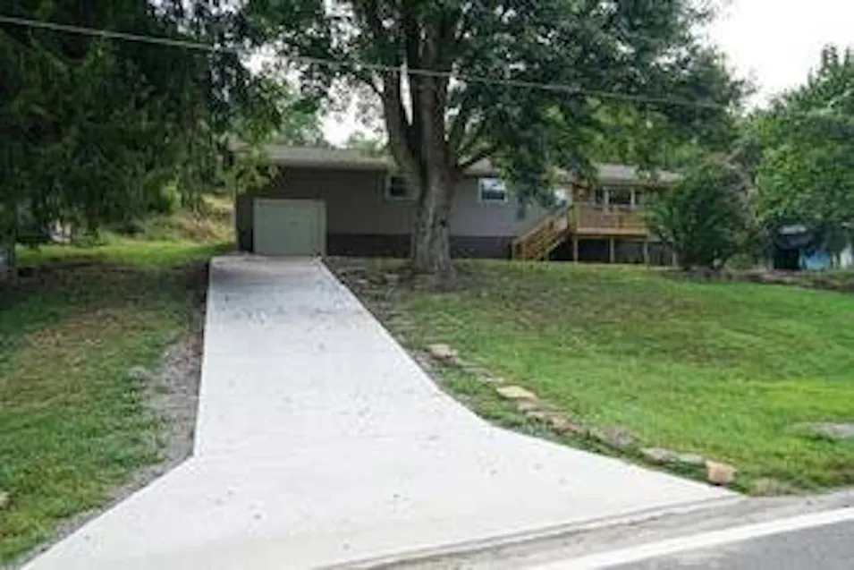 14069 Us Hwy 19 S Roanoke, WV 26447, Lewis County