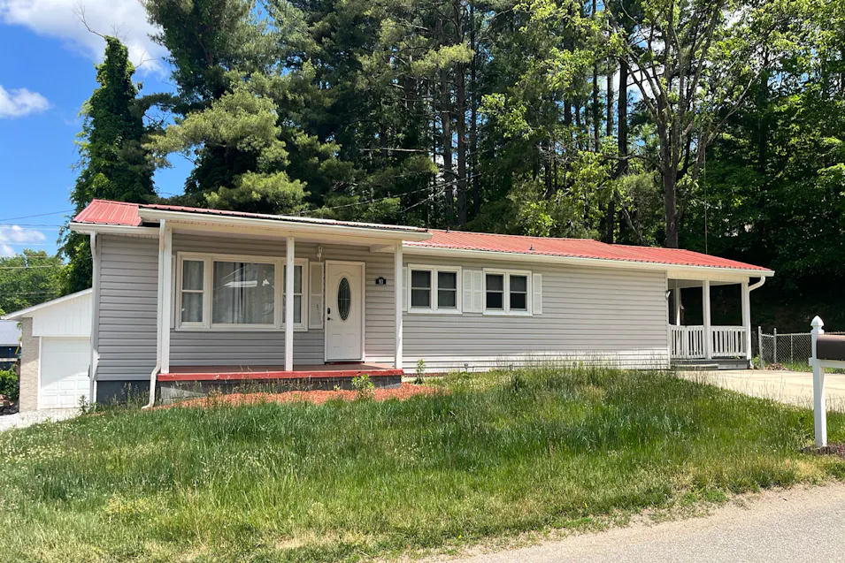 93 Valley View Circle Waynesville, NC 28786, Haywood County
