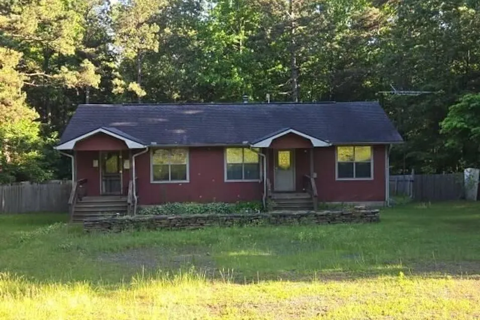 1305 Baker Lake Road Clinton, AR 72031, Van Buren County