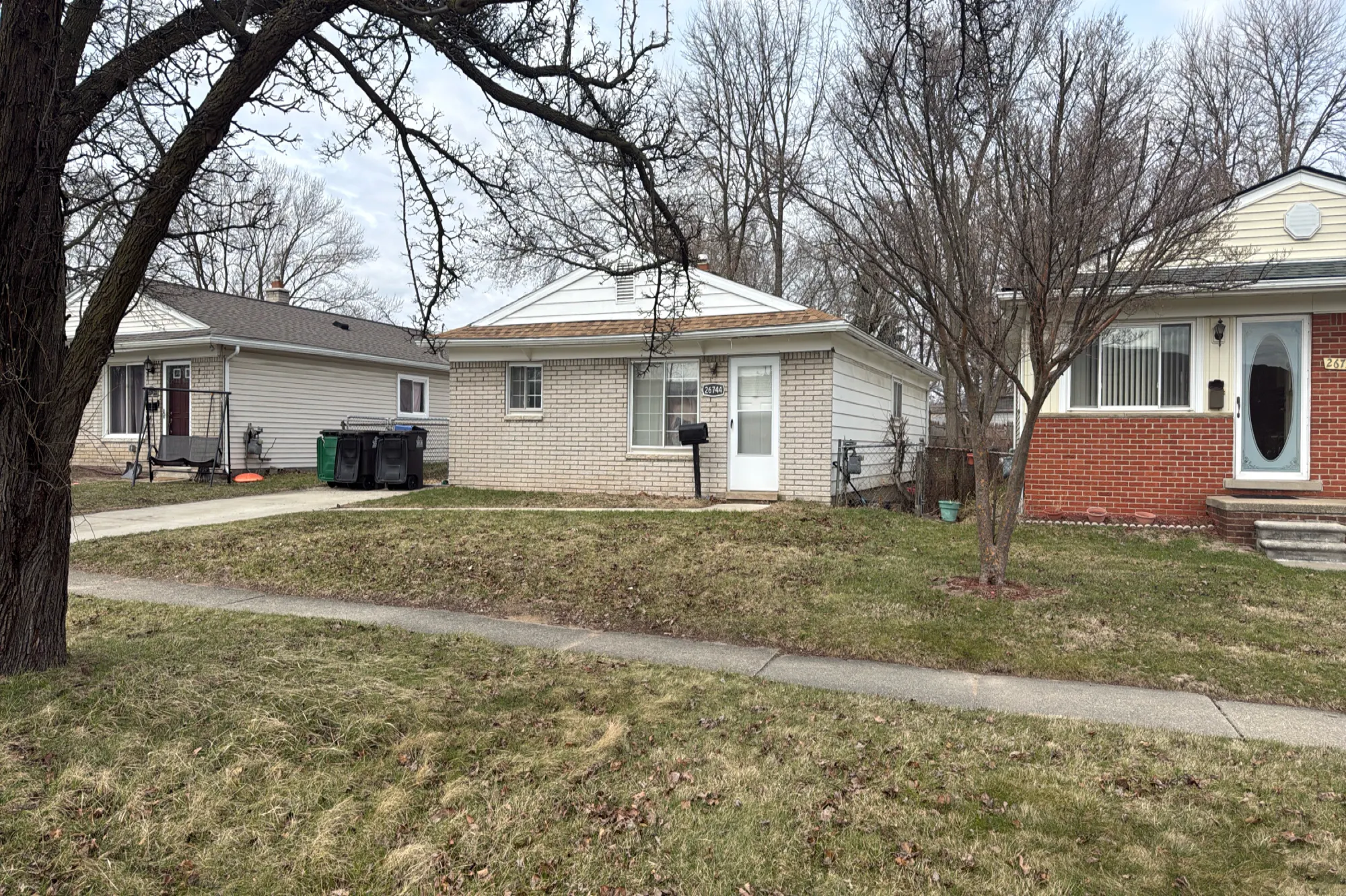 Beverly Rd, Taylor, MI 48180 #1