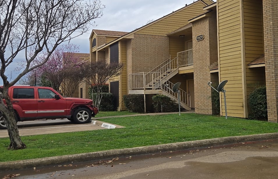 5809 Marvin Loving Dr Apt 512 Garland, TX 75043, Dallas County