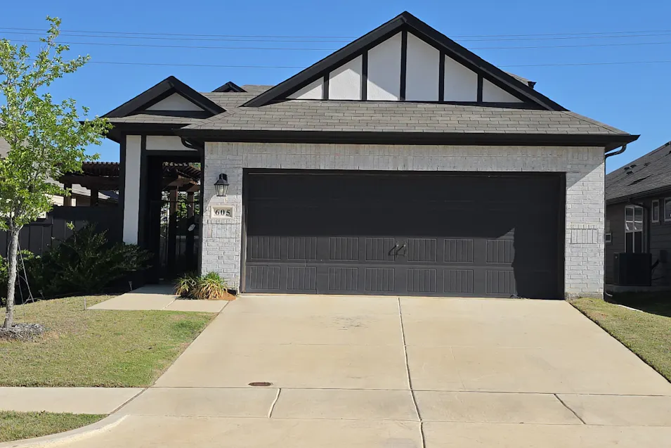 605 Presidio St Aubrey, TX 76227, Denton County