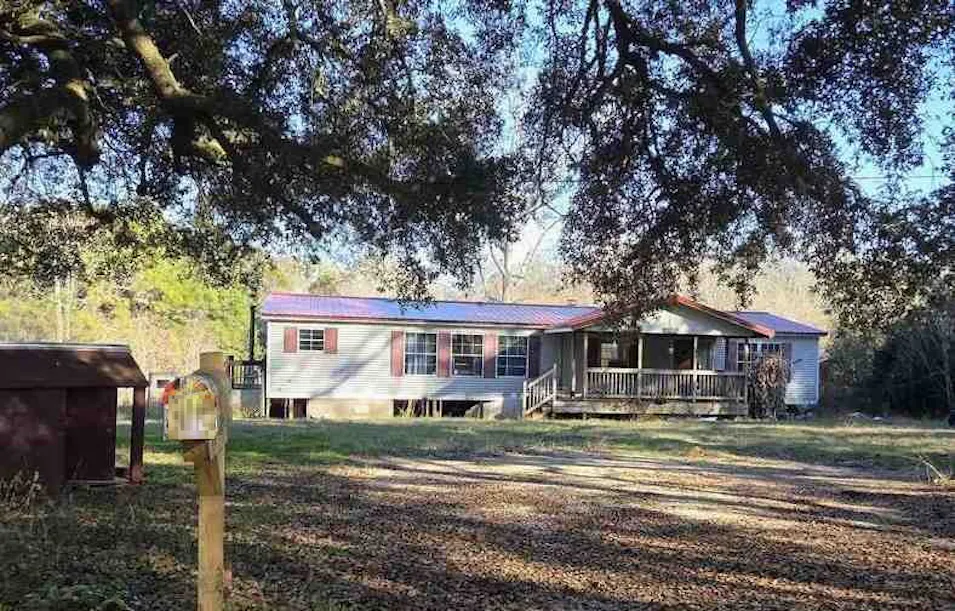 4855 Clark Rd Theodore, AL 36582, Mobile County