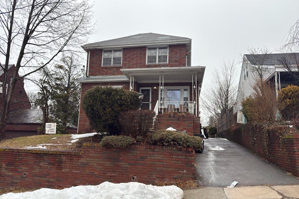 403 Hazlitt Avenue Leonia, NJ 07605, Bergen County