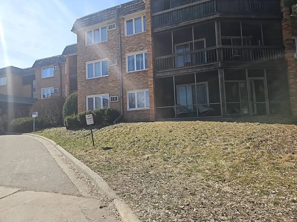 3200 Virginia Ave S Minneapolis, MN 55426, Hennepin County