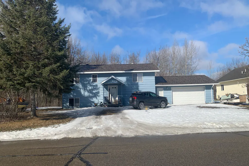 207 6th Av SW Warroad, MN 56763, Roseau County