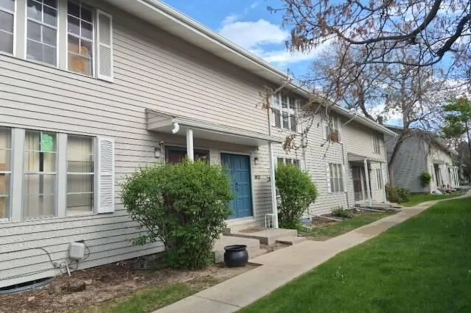 1927 S Oakland Way Aurora, CO 80014, Arapahoe County