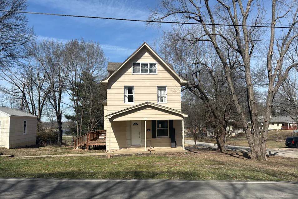 10212 E 31st St S Independence, MO 64052, Jackson County