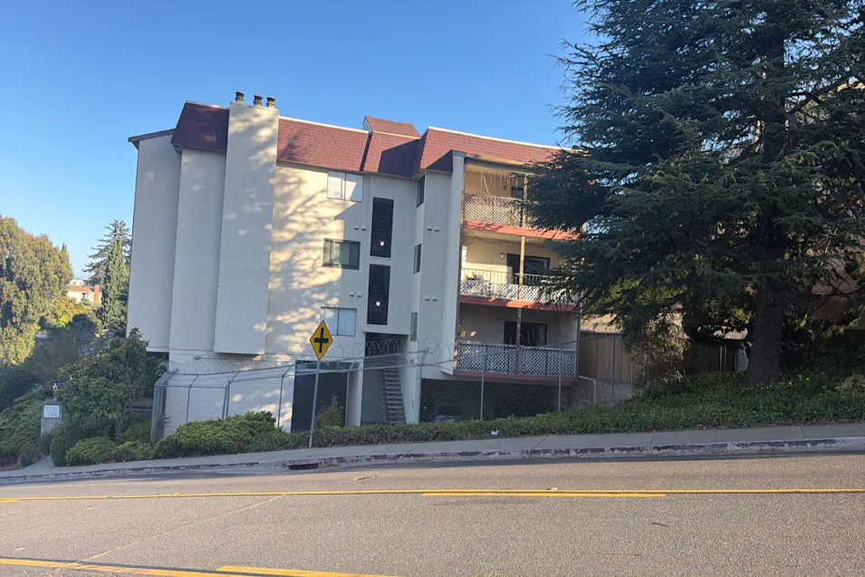 2500 Miramar Ave Apt 205 Castro Valley, CA 94546, Alameda County