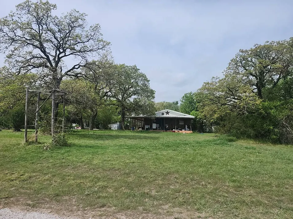 170 County Rd 3554 Paradise, TX 76073, Wise County