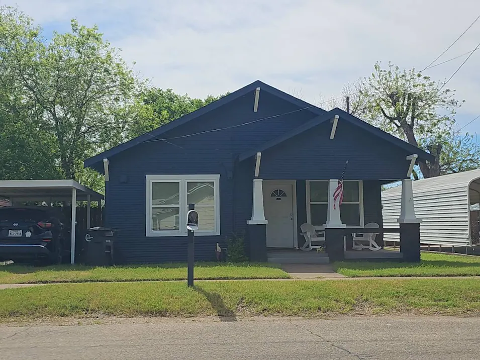 519 West Wilson Street Cleburne, TX 76033, Johnson County