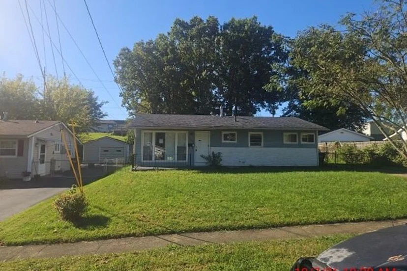 2641 Topeka St