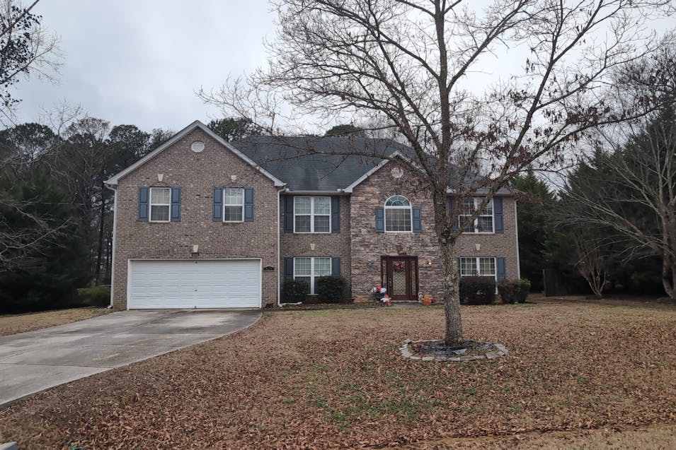 829 Sweden Forest Cv Hampton, GA 30228, Clayton County