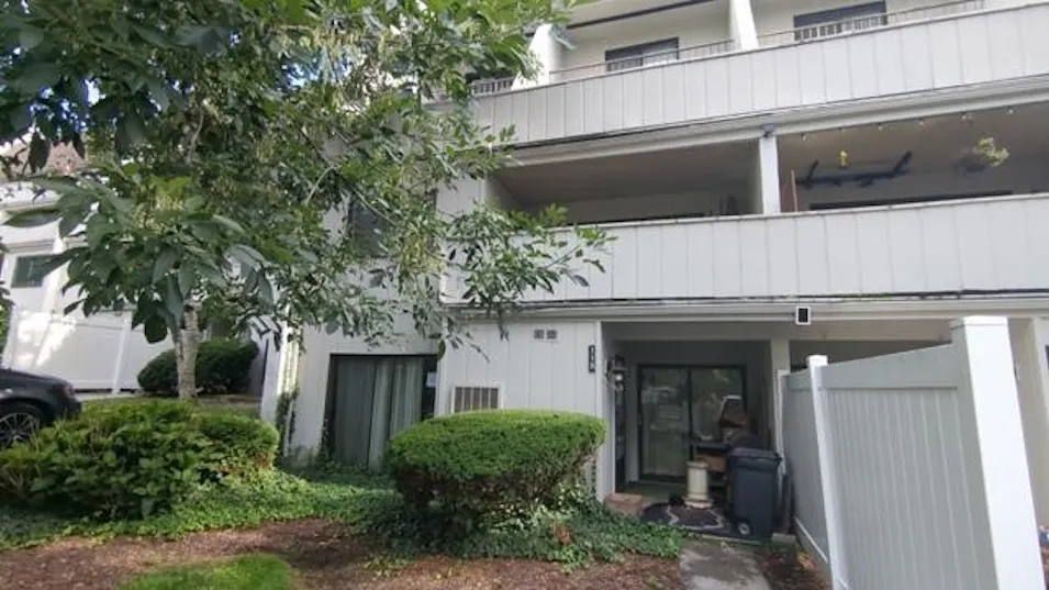 118 Summit House 118 West Chester, PA 19382, Chester County