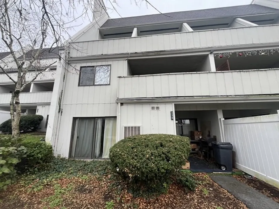 118 Summit House 118 West Chester, PA 19382, Chester County
