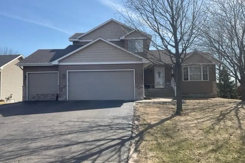 13505 Fiona Avenue North Hugo, MN 55038, Washington County