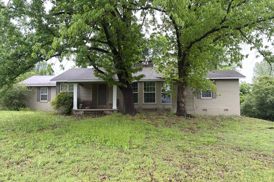 18 Crape Myrtle Road Van Buren, AR 72956, Crawford County
