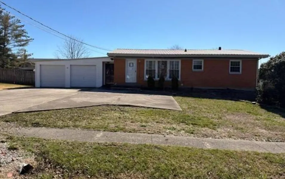 738 Crescent Way Radcliff, KY 40160, Hardin County