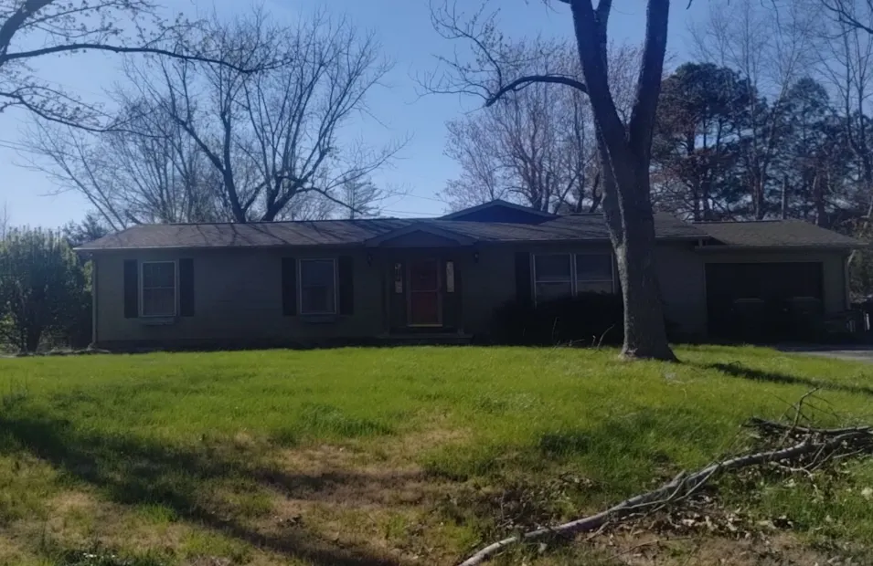 923 McPherson Drive Madisonville, KY 42431, Hopkins County