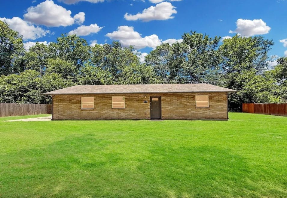 146 Tarpon Dr Mabank, TX 75156, Henderson County