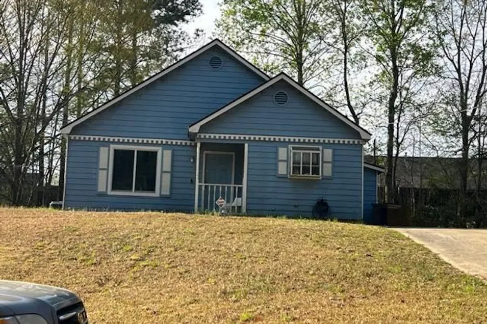 48 Cardinal Ln Jonesboro, GA 30238, Clayton County