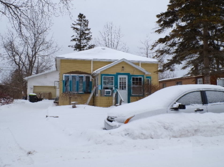 226 North E Street Cheboygan, MI 49721, Cheboygan County