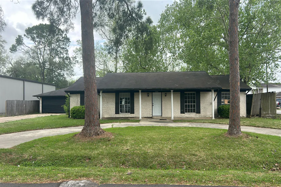 12157 12th St Santa Fe, TX 77510, Galveston County