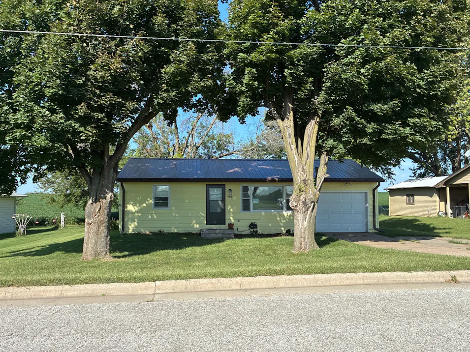 1306 Maple Street Sidney, IA 51652, Fremont County